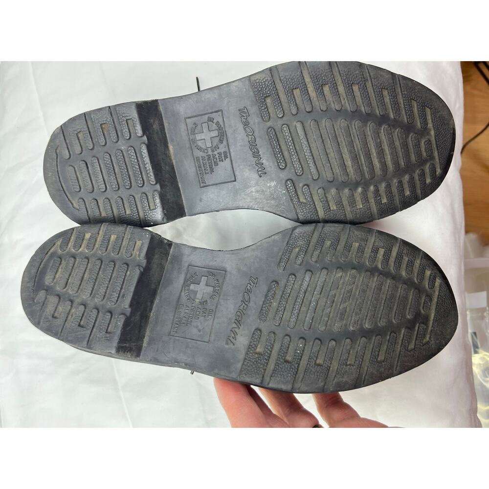 Dr. Martens Women 7 Black AirWair Lace-Up Combat Chunky Grunge Punk Shoes - Picture 5 of 11